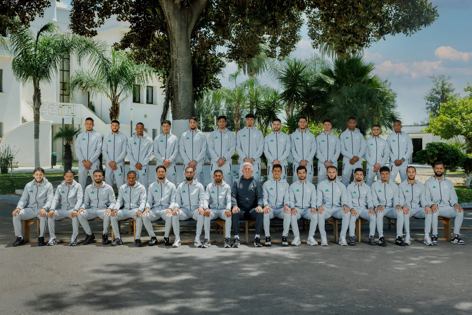 The Algeria national football team ahead of the 2026 World Cup. An official photo from Algeria's national team account.